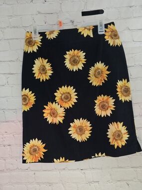 y2k First Option Black Floral Sunflower Mini Skirt Sz 4 Whimsigoth Fairy 90s